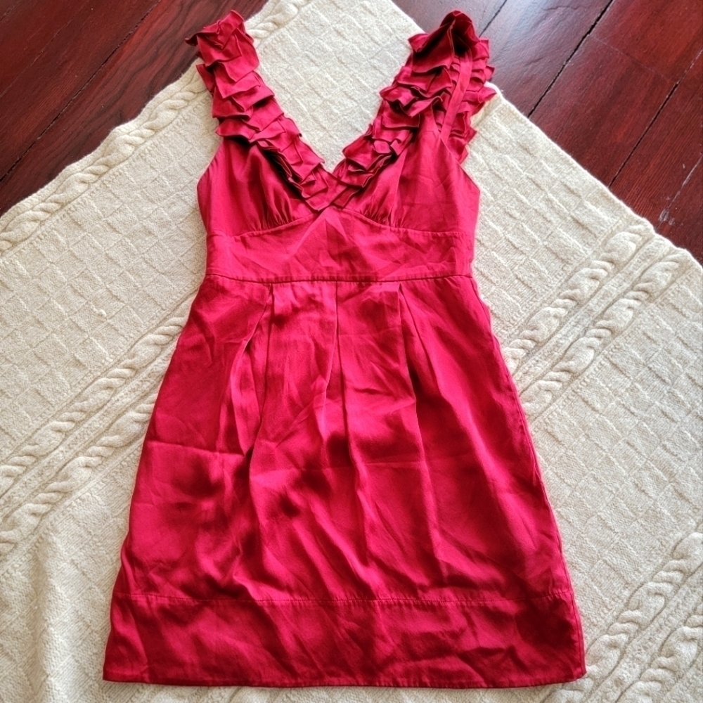 BCBG Maxazria Satin Silk Crimson Red Ruffle Neckline Mini Dress size 04